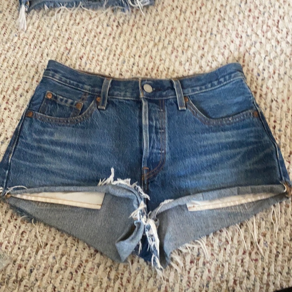 levi’s 501 dark denim jean shorts